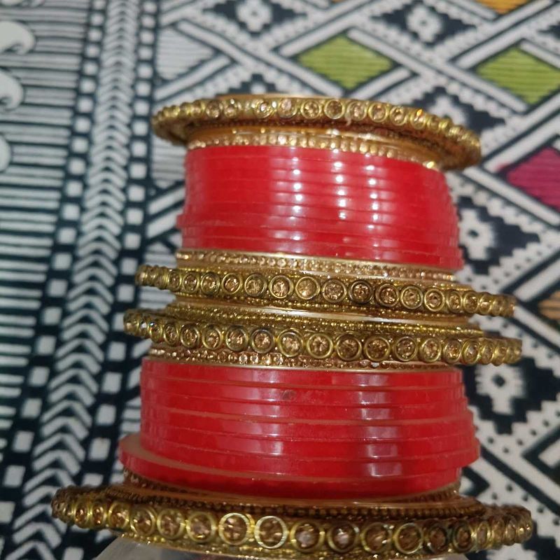 Red &amp; Gold Bangle Set