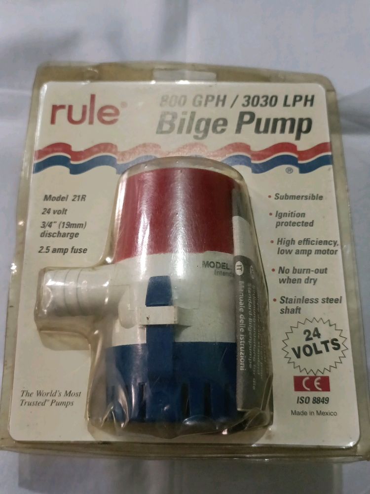 Rule 800 GPH /300 LPH Bilge Pump Model 21R