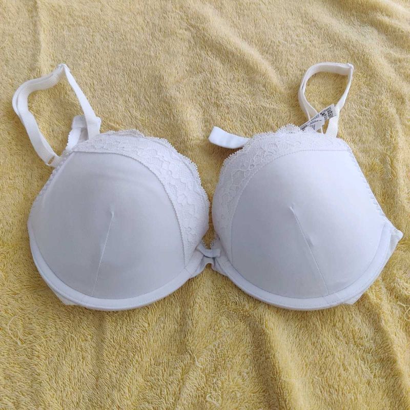 White Lace Push Up Trim Bra