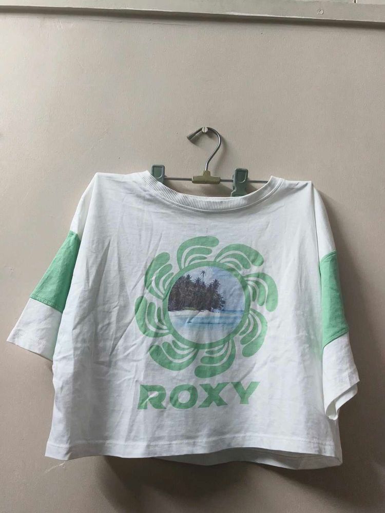Roxy Graphic Tee
