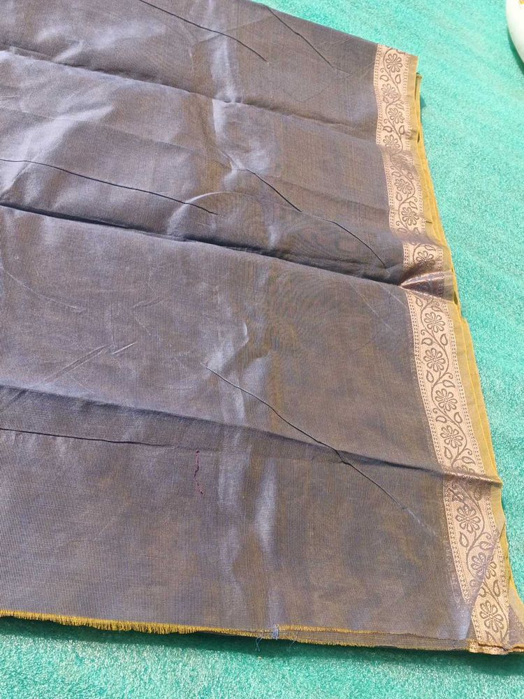 Elegant Saree with Delicate Border