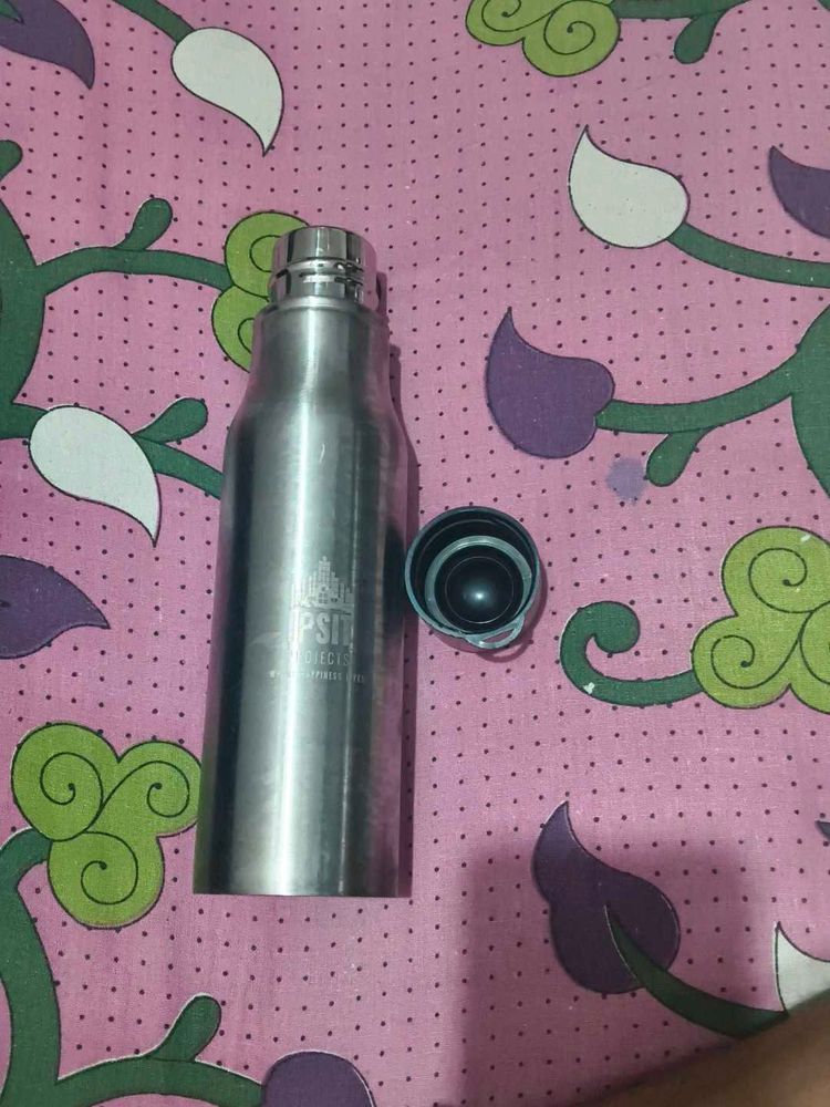 Gift Set: Notebook, Pen &amp; Water Bottle