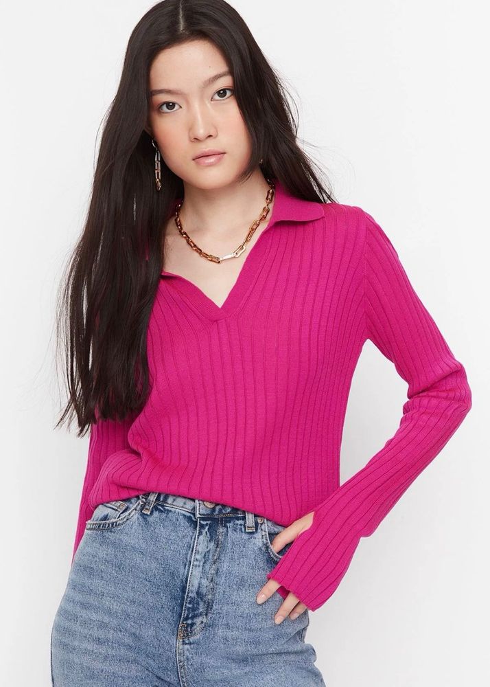 Ribbed Knit Collared Top