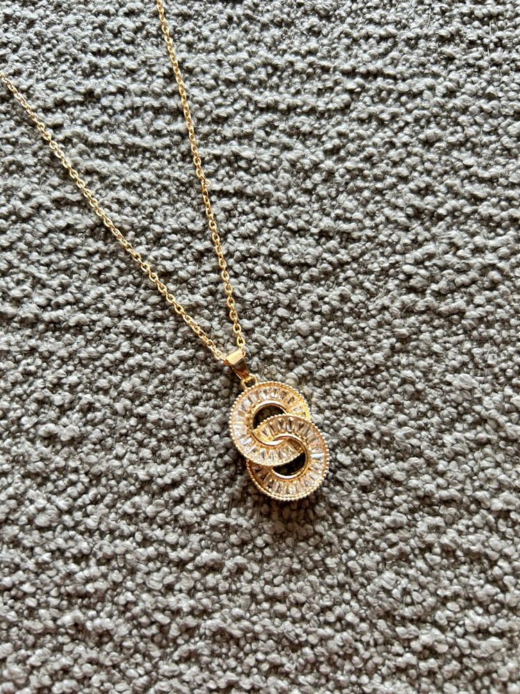 Gold-Plated S Pendant Necklace – CZ Baguette Dets