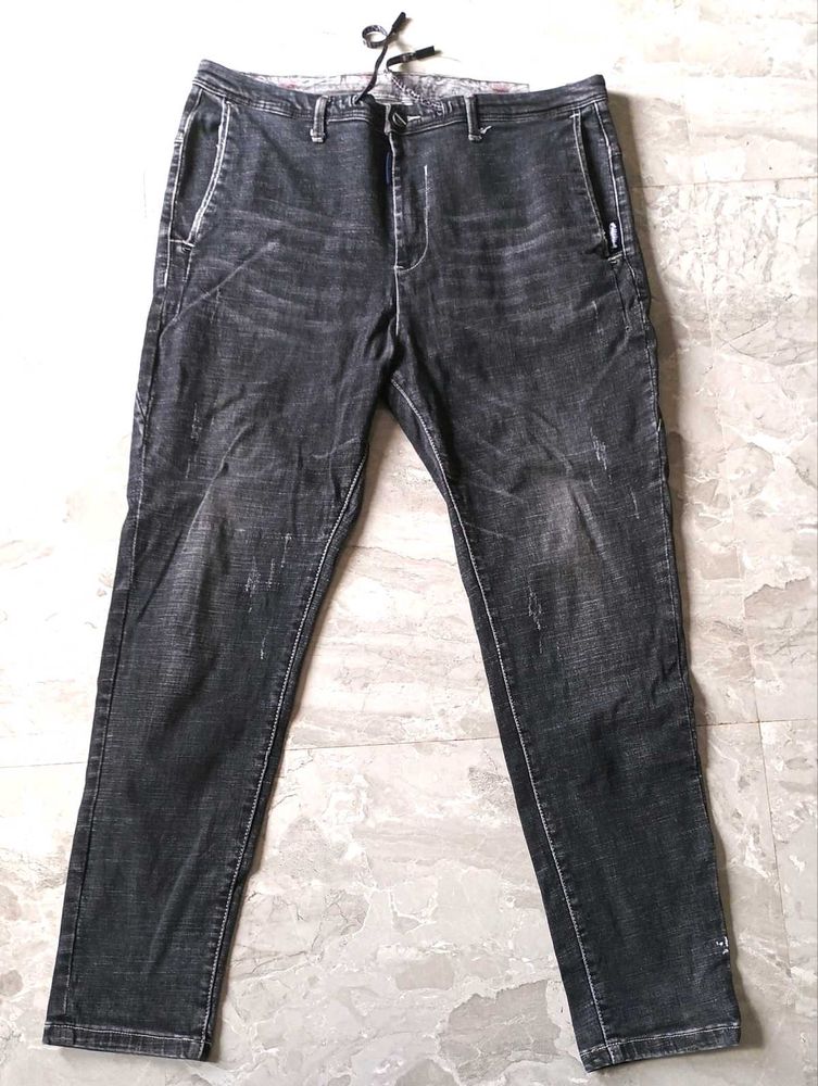 Men's Distressed Charcoal grey Jeans