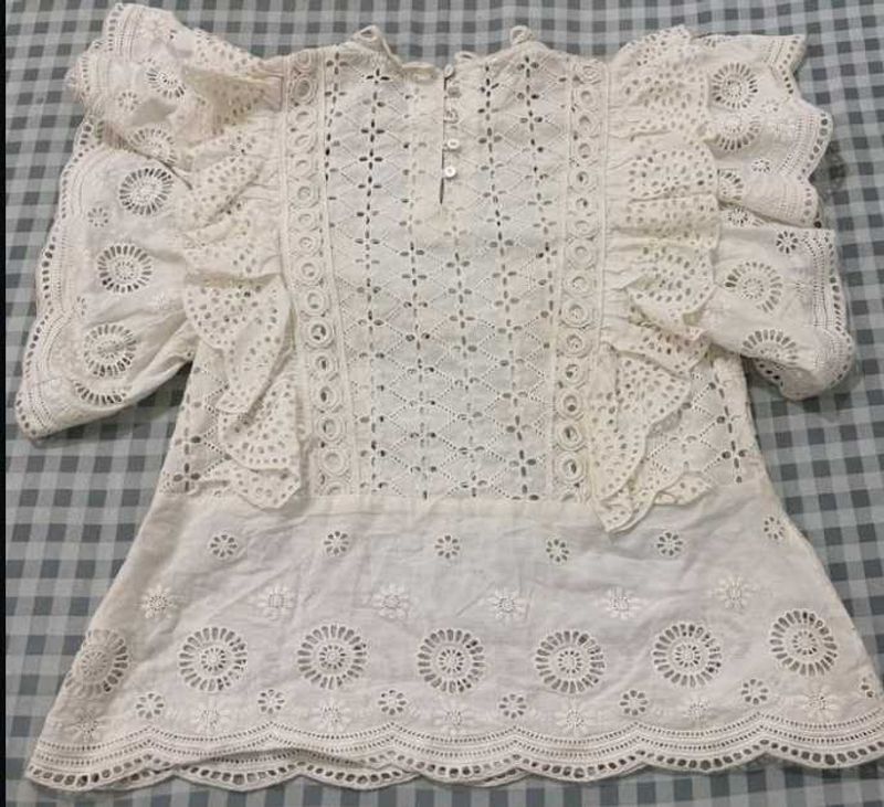 Elegant Broderie Anglaise Blouse