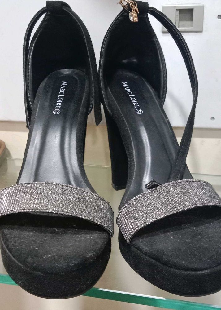Girls Heel Sandle