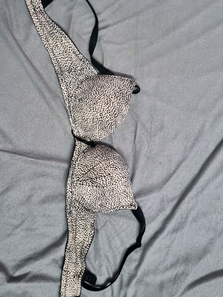 Bra.
