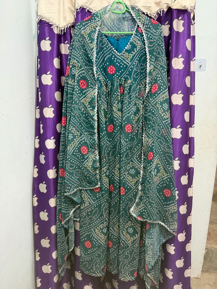 Green Bandhani Print Kurta Set with Dupatta