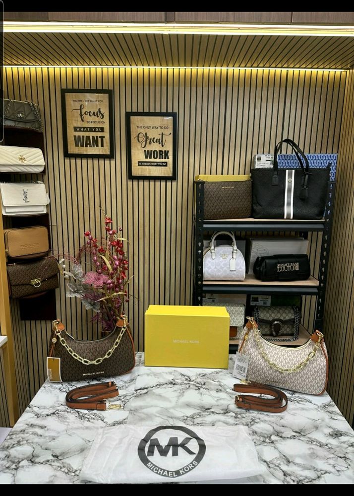 Michael kors Slingbags