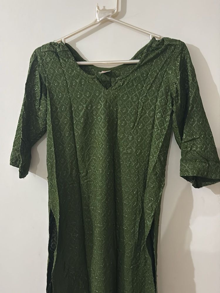 Elegant Green Textured Kurta
