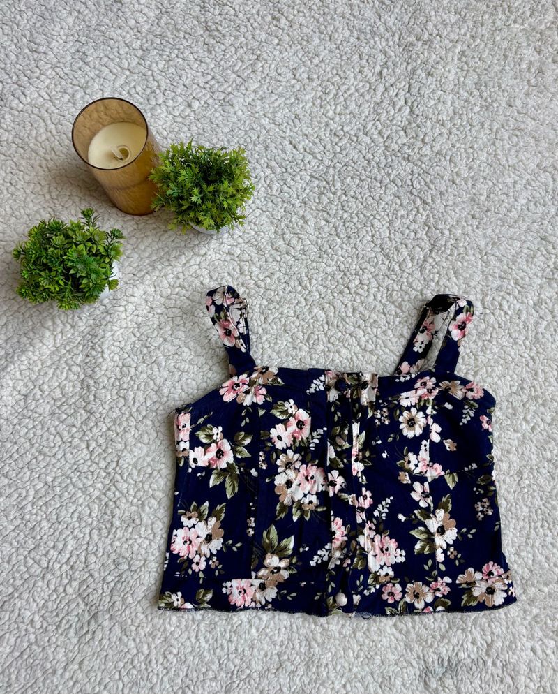 Chic Floral Print Smocked Crop Top