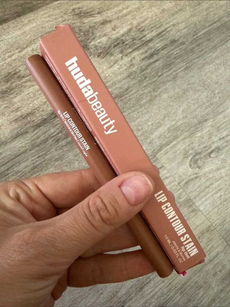 Huda Beauty Lip Contour Stain Soft Nude
