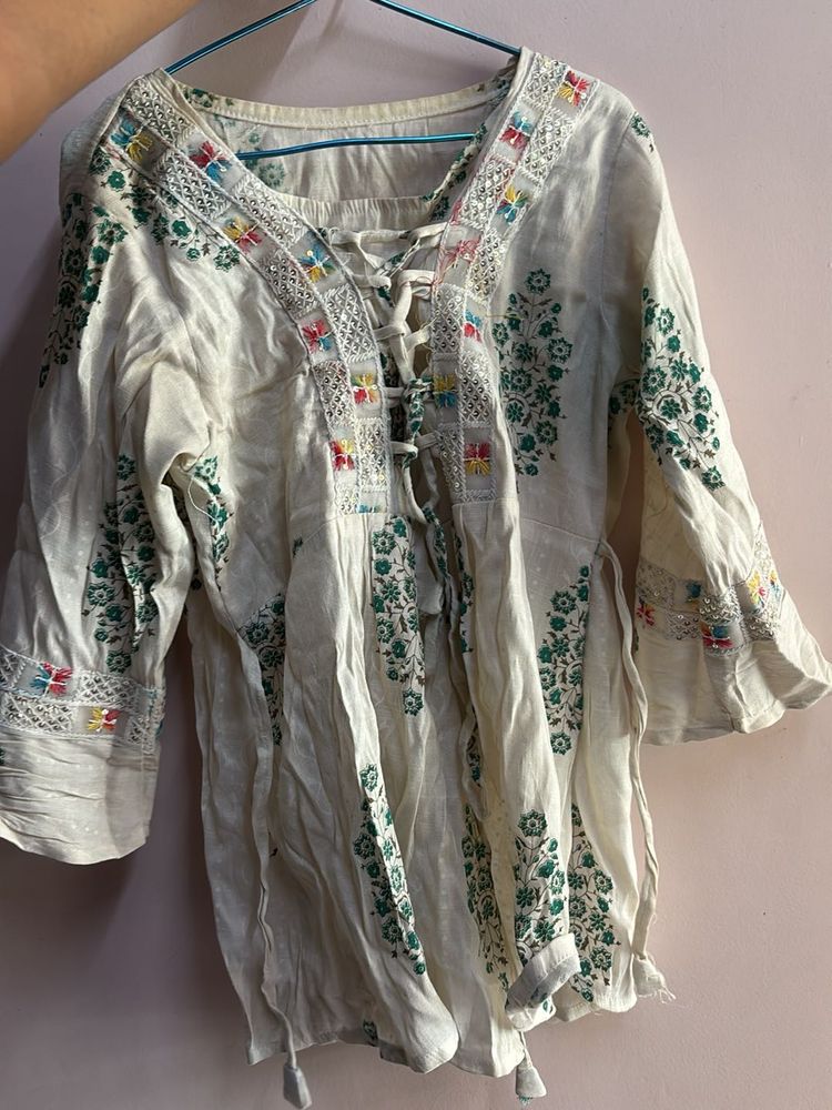 Boho Embroidered Lace-Up Kurta