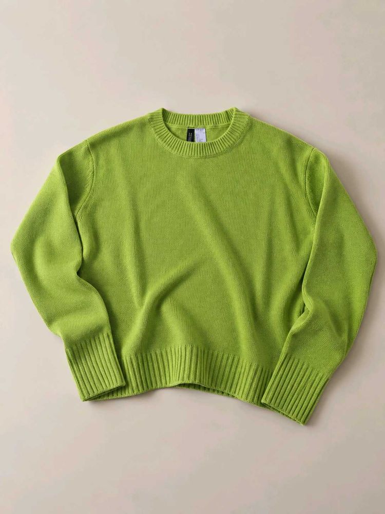 LIME GREEN CLASSIC CREW NECK SWEATER