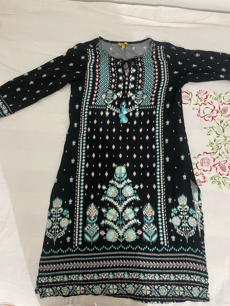Simple Elegant Kurta