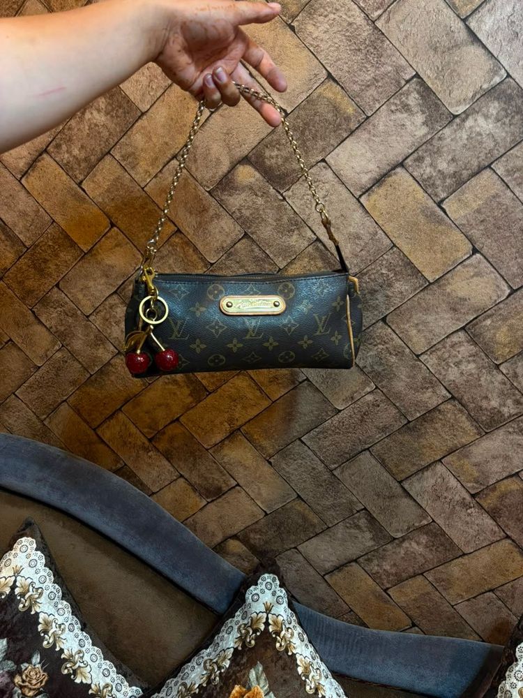 LOUIS VUITTON Coded bag