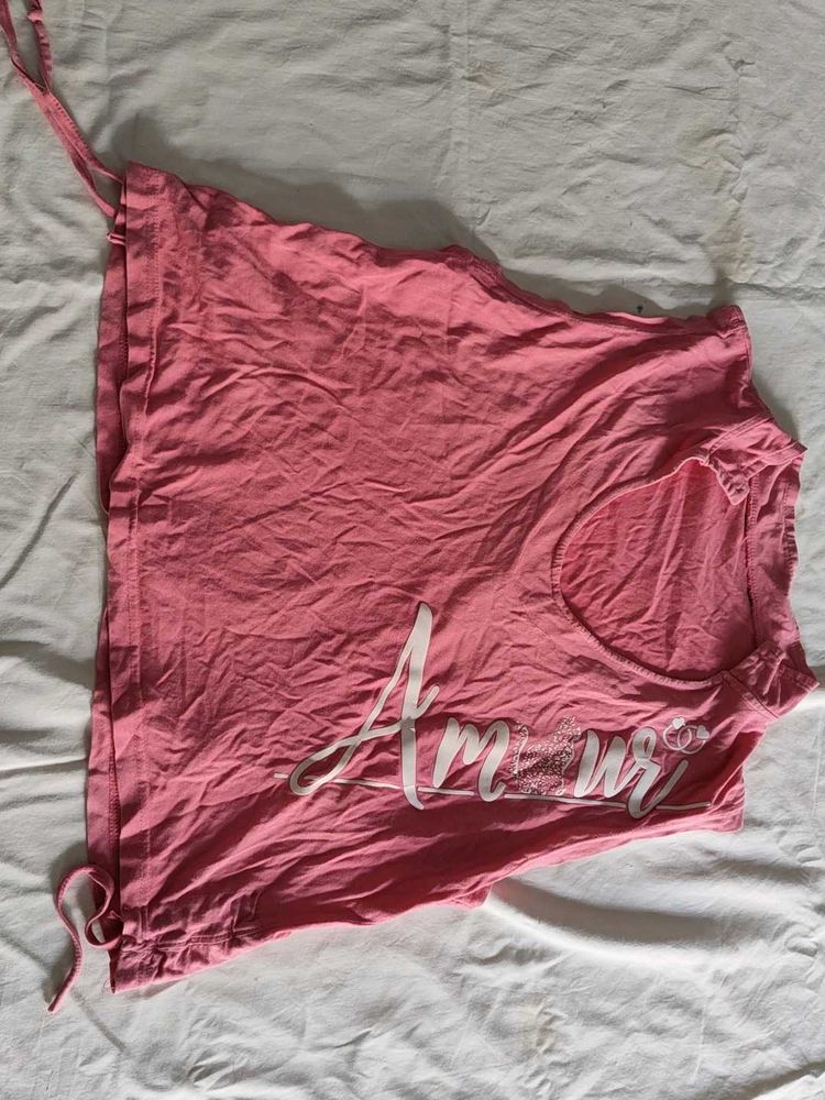 Chic Pink "Ammuri" Graphic Tee