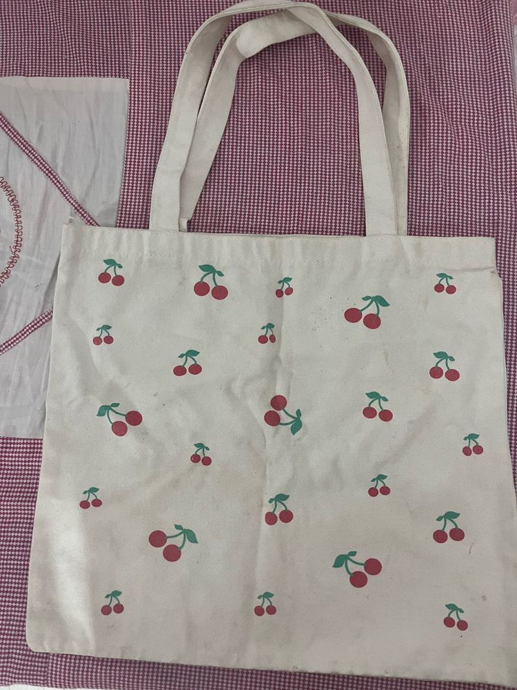 Cute Cherry Print Tote Bag