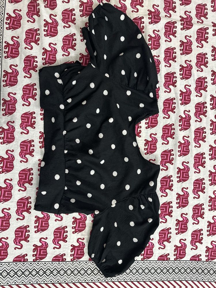 Chic Polka Dot Puff Sleeve Top