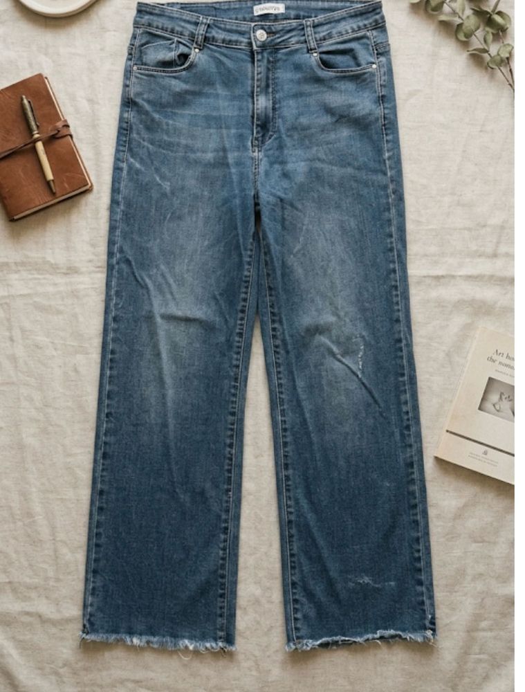 Wide Leg Cropped Jeans