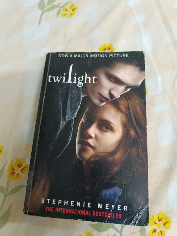 Twilight by Stephenie Meyer