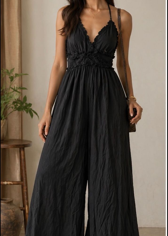 🐈‍⬛ Chic Black Wide Leg Jumpsuit