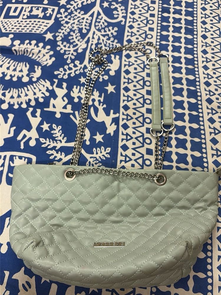 Quilted Chain Shoulder Bag