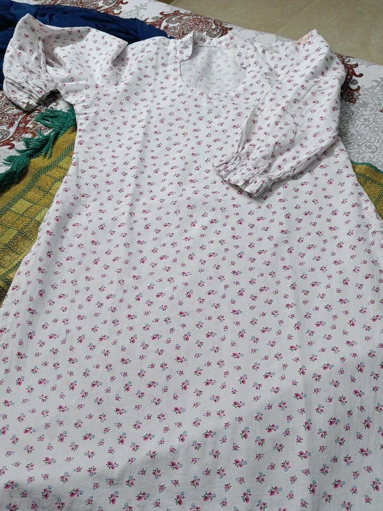 White Kurta with Small Floral Print