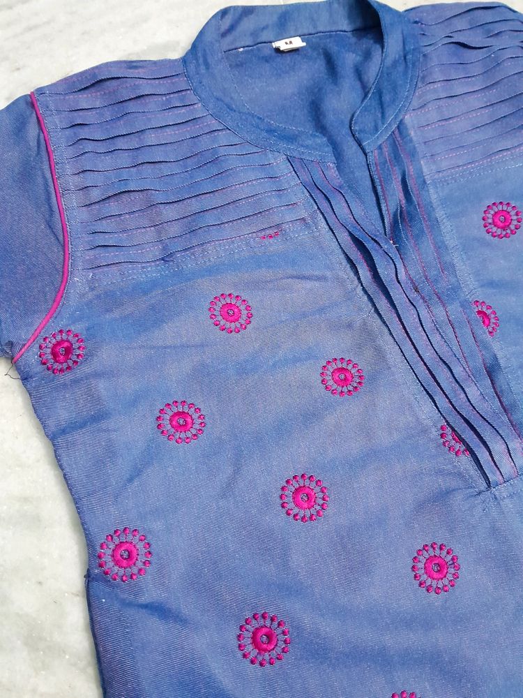 Women Embroided Salwar Suit