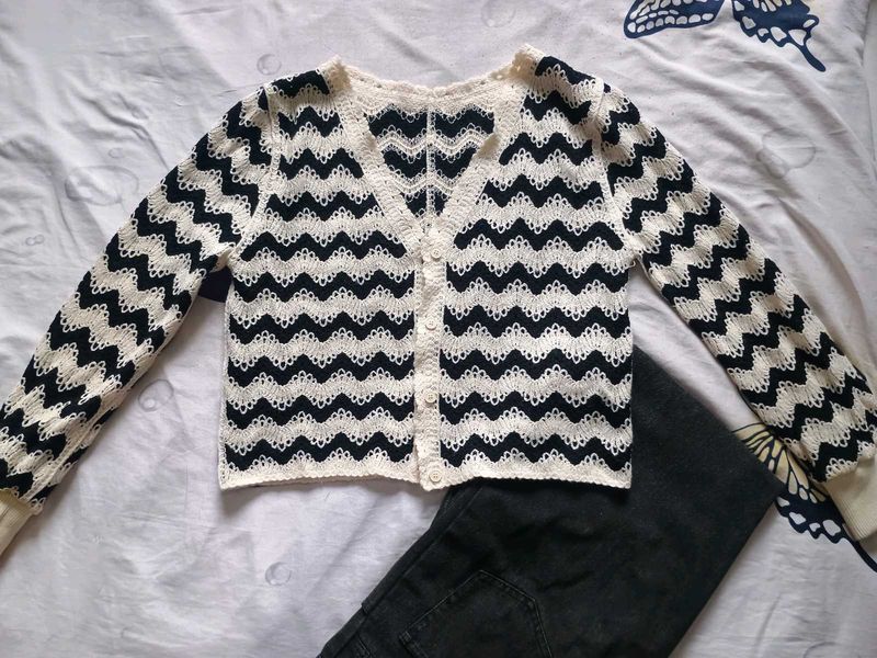 Chic Chevron Knit Cardigan