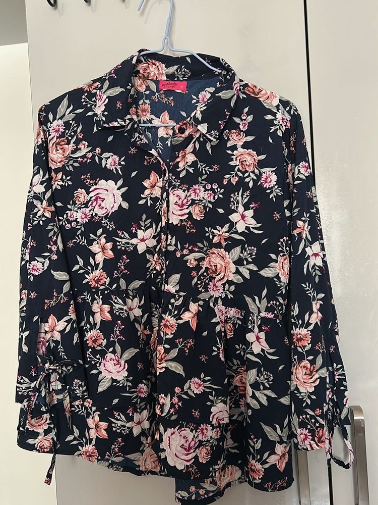 Lucky Charm Floral Print Button-Up Blouse