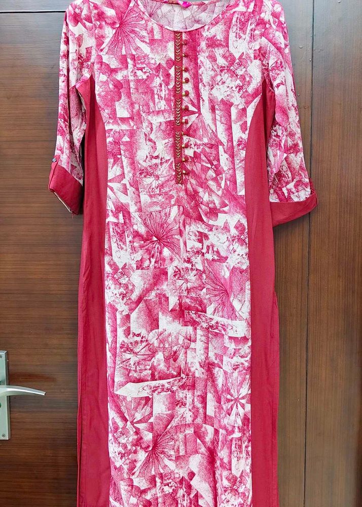 Chic Pink &amp; White Abstract Print Kurta.