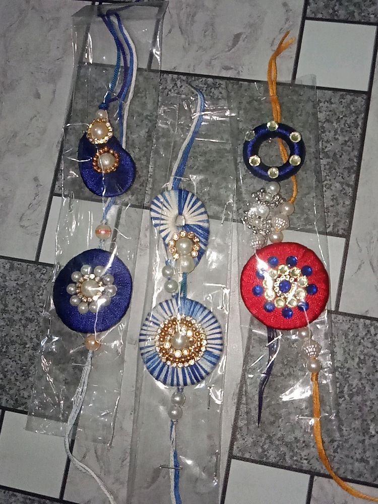 Rakhi &amp; Latkan Set