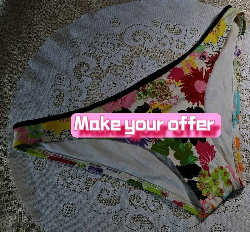 H&amp;M Floral Bikini Bottom