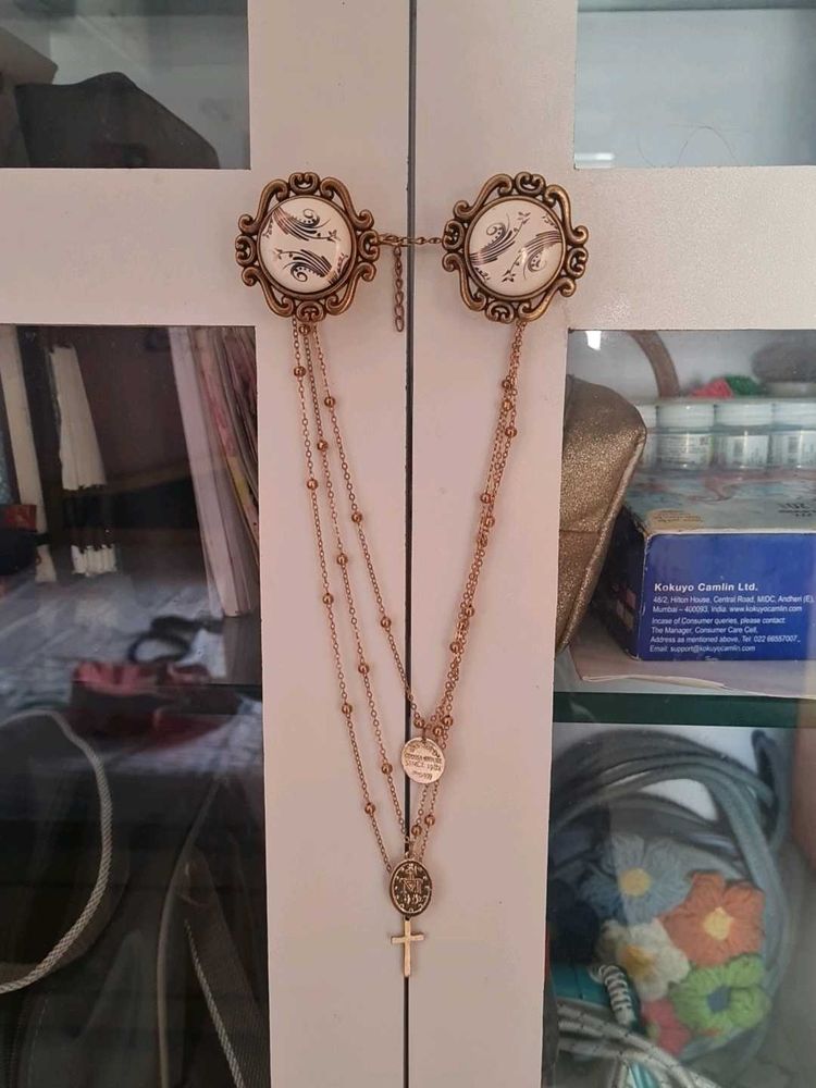 pretty gold catholic chain૮₍ ´ ꒳ `₎ა