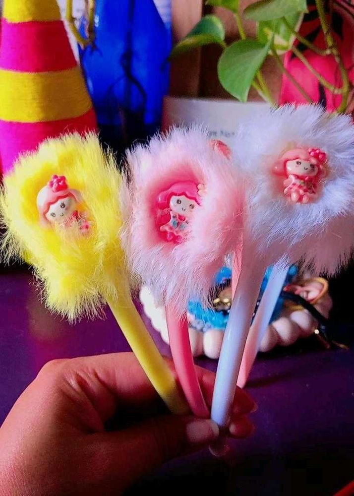 Fluffy hairband for girls