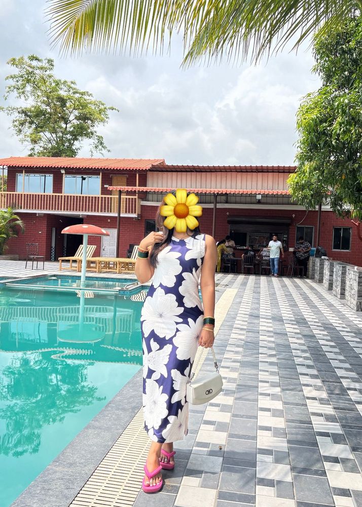 Floral Print Sleeveless Maxi Dress