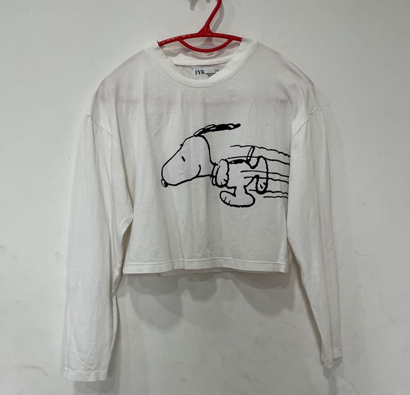 Snoopy Graphic Long Sleeve Cropped Top