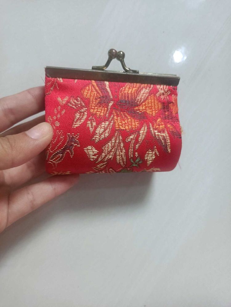 Vintage Red Floral Coin Pouch