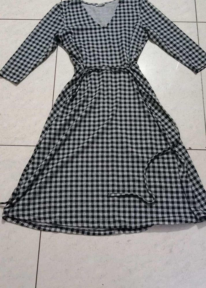Chic Gingham Print Midi Dress