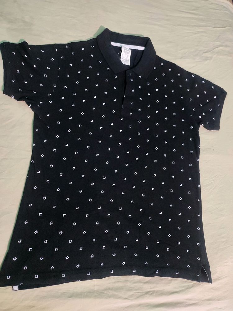 Brand-Mavie, Size-M, T-shirt Collar