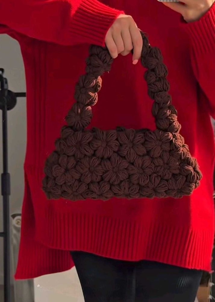 Chic Floral Crochet Handbag