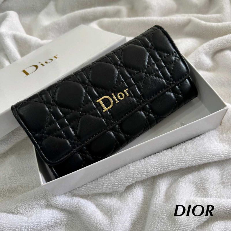 Dior ,PRADA &amp; CHANEL ANY 1 WALLET AT SALEBlack Qui