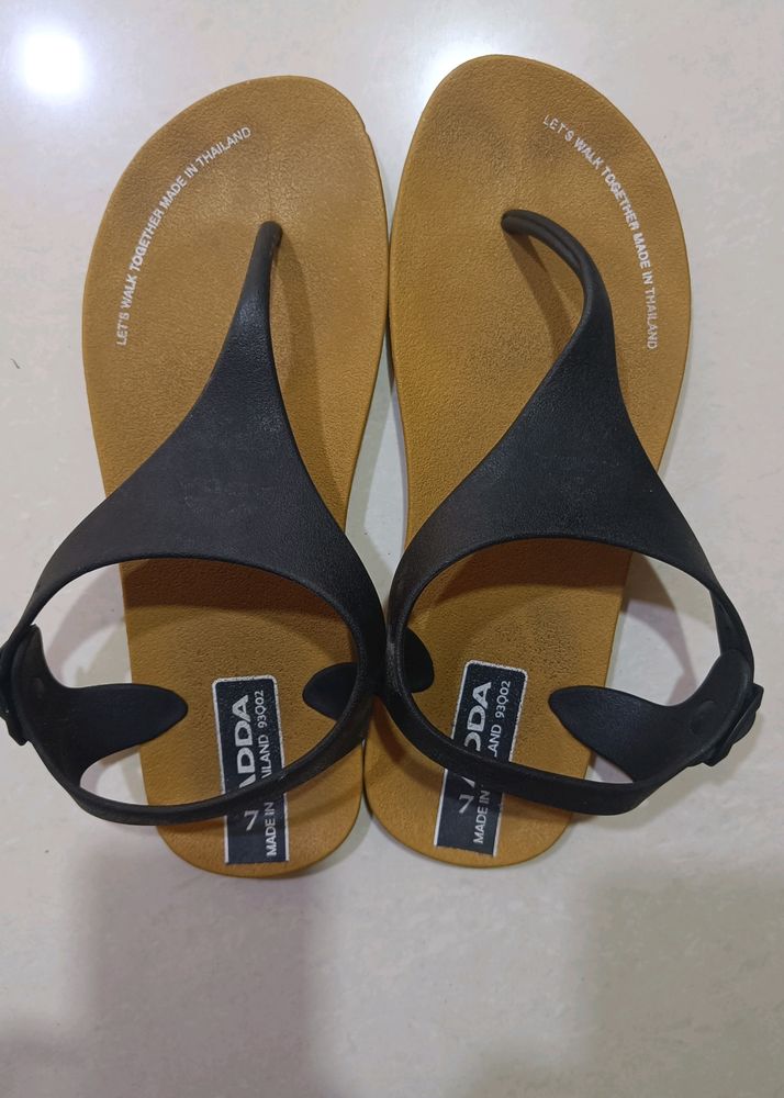 ADDA Sandals Size 7