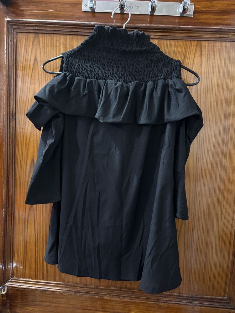 Shoulder cut Top for women
