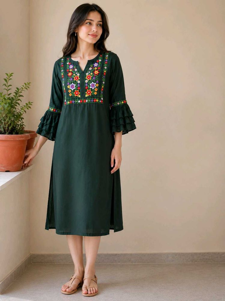 Embroidered Green Flared Sleeve Kurta