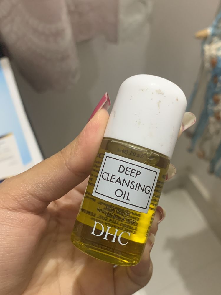 DHC Deep Cleansing Oil