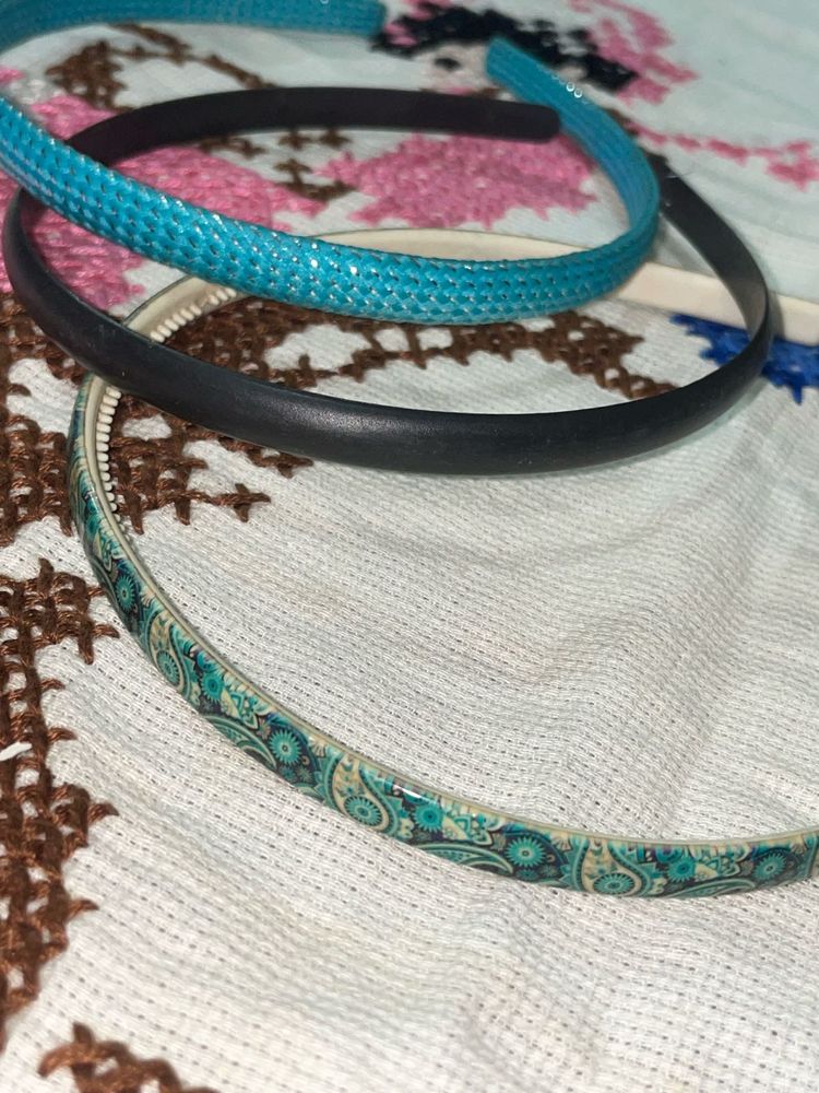Assorted Headbands Set of 3.RANDOM COLOURS