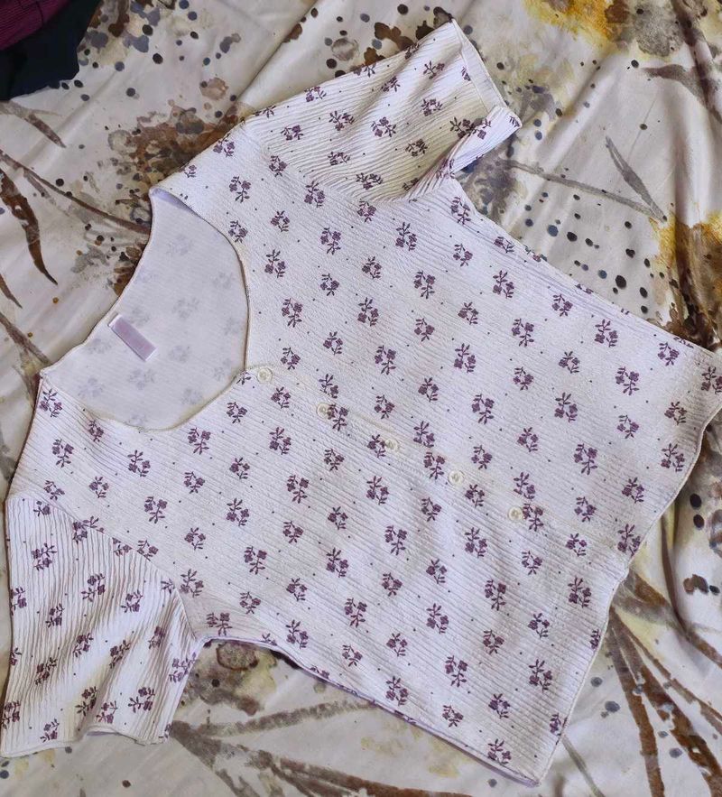 Cute Floral Print Ribbed Top